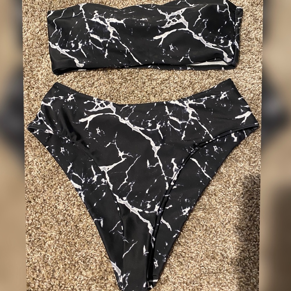 Strapless Bikini